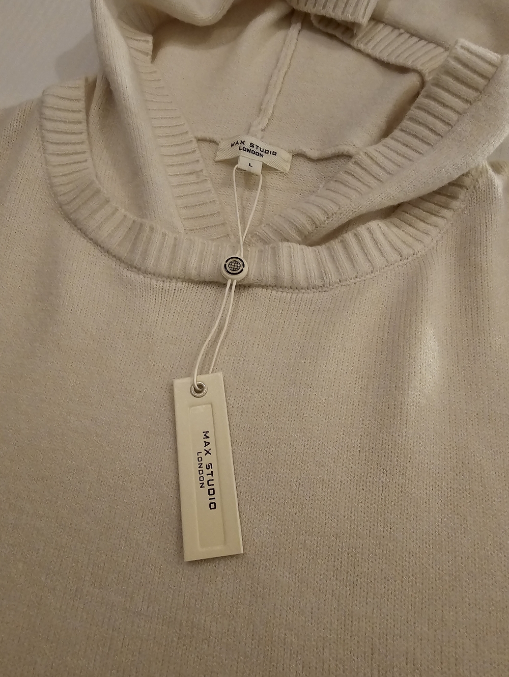 Max Studio London Ivory Hoodie Sweater Size Large NWT MSRP $148 - Picture 5 of 7